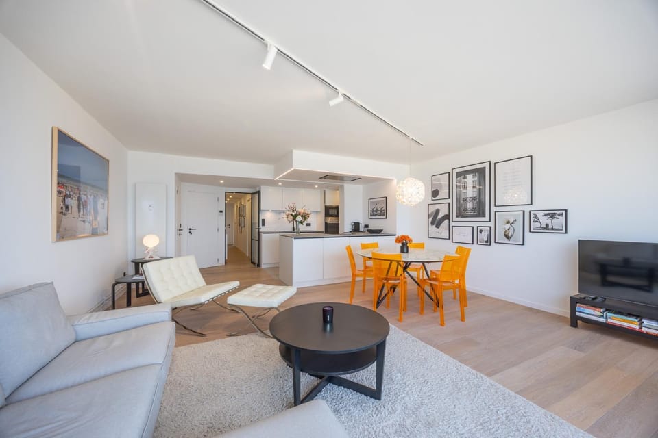 LECOMTE - Oceanfront 206 Apartment in Ostend