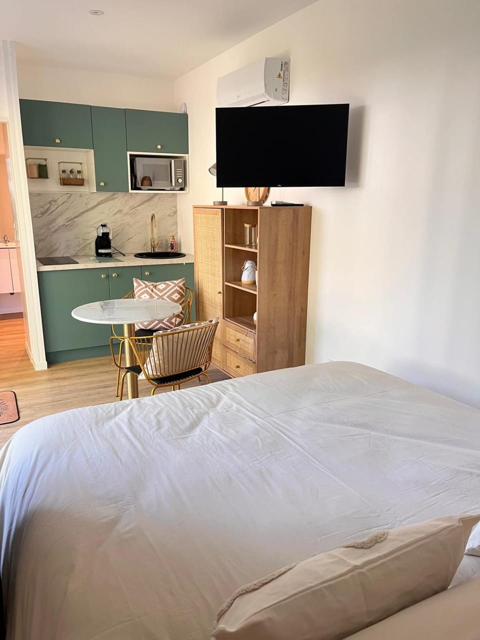 La suite de cœurs avec jacuzzi House in Gradignan