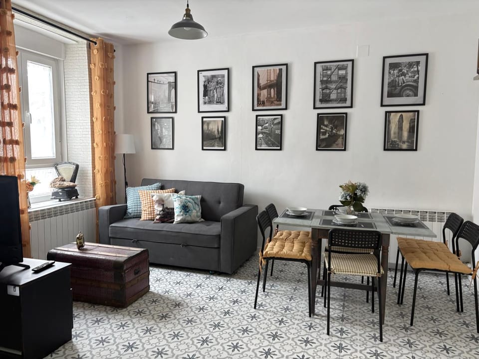 Casa 1931 Breakfast Gratis Apartment in Valladolid