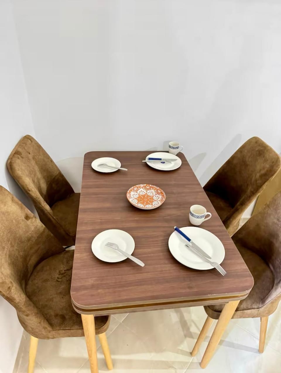 Coffee/tea facilities, Seating area, Dining area