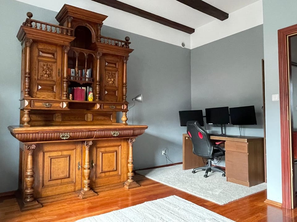 Library, TV and multimedia