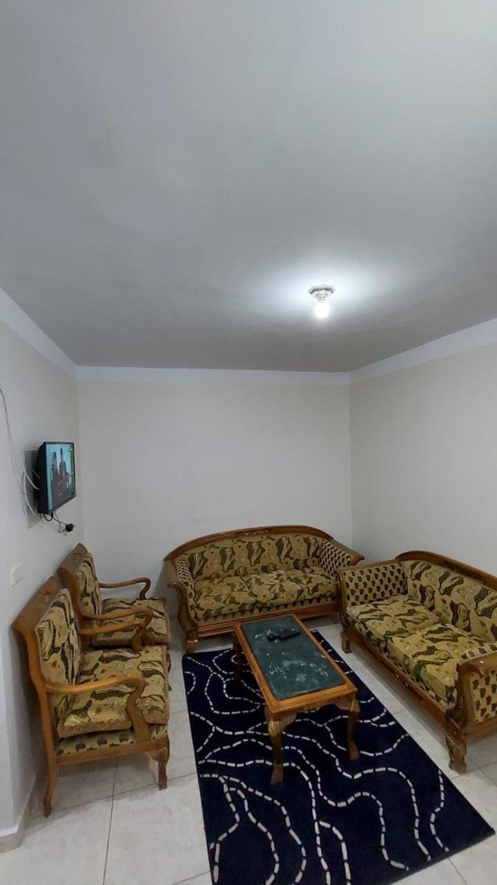 Ahmed Negm Apartment in Alexandria
