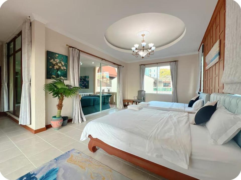G happy village Villa in Pattaya City