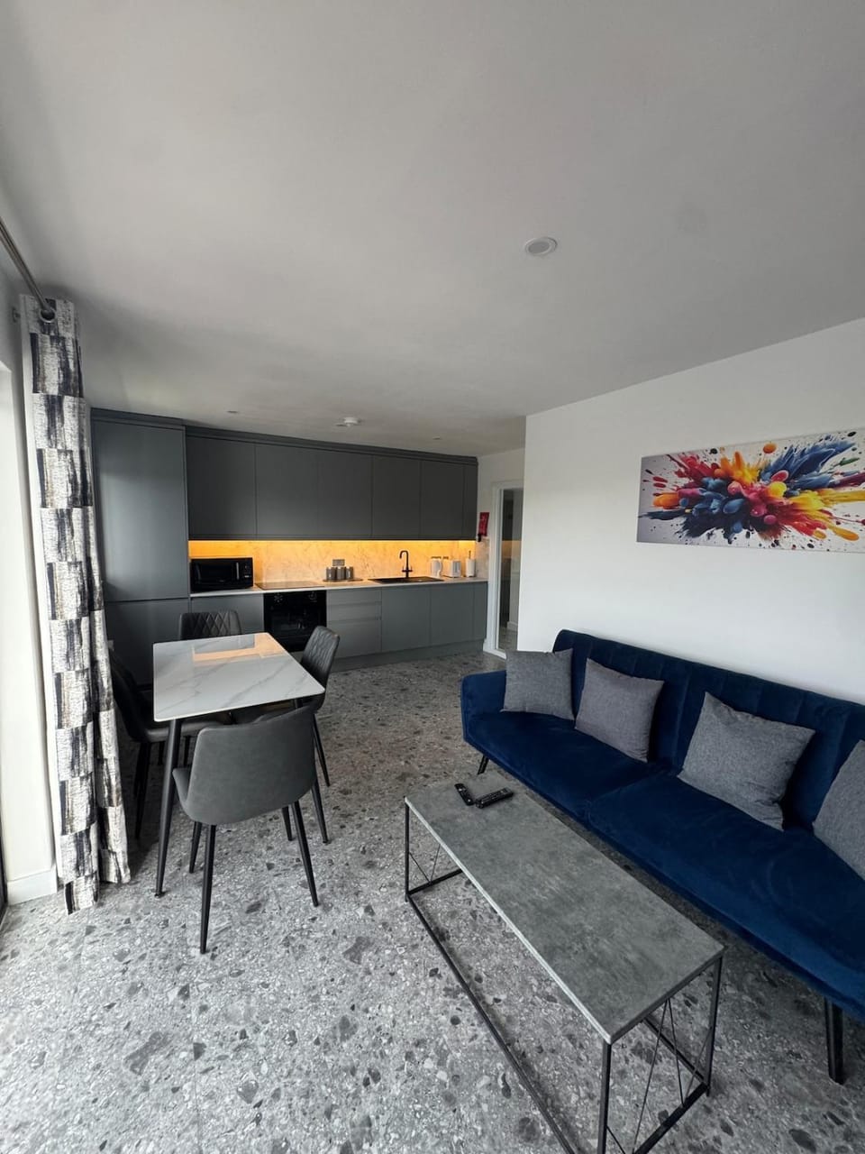 Luxury Waterfront Apartment Apartment in Belfast