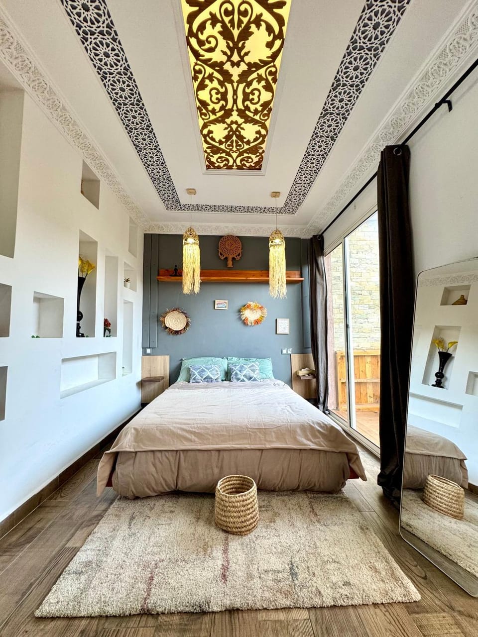 Bed, Photo of the whole room, Bedroom