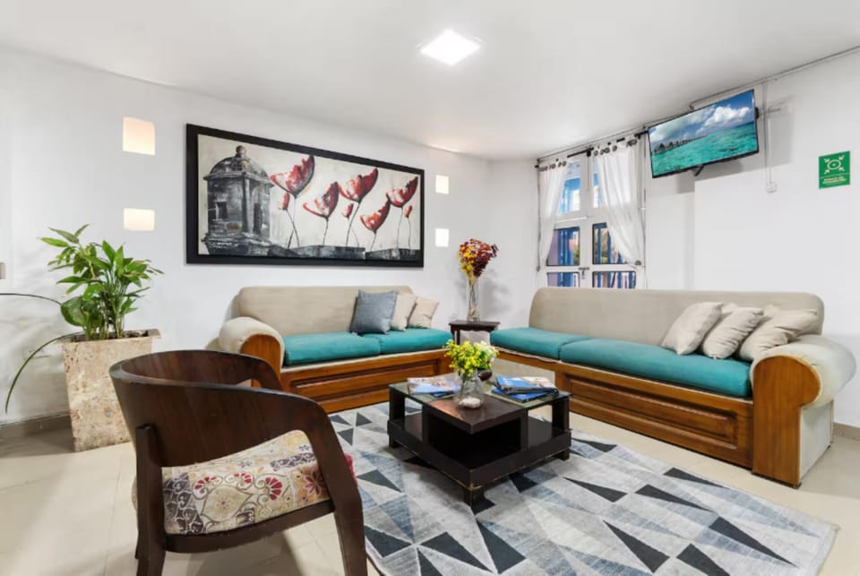 Living room, Lobby or reception
