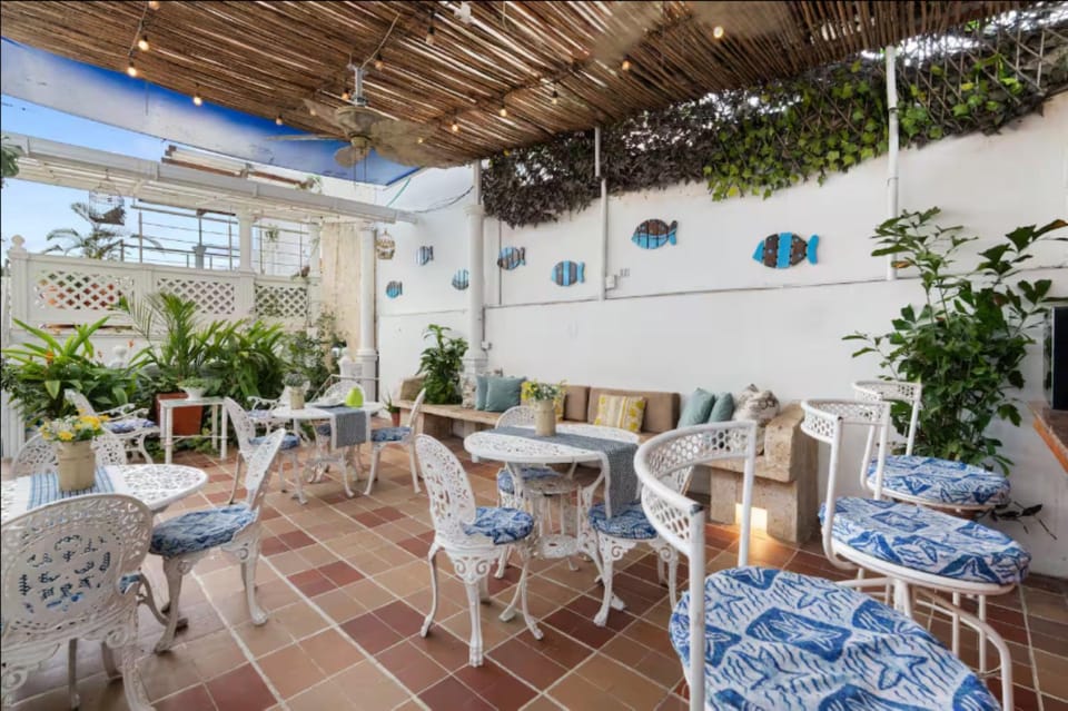 Balcony/Terrace, Dining area