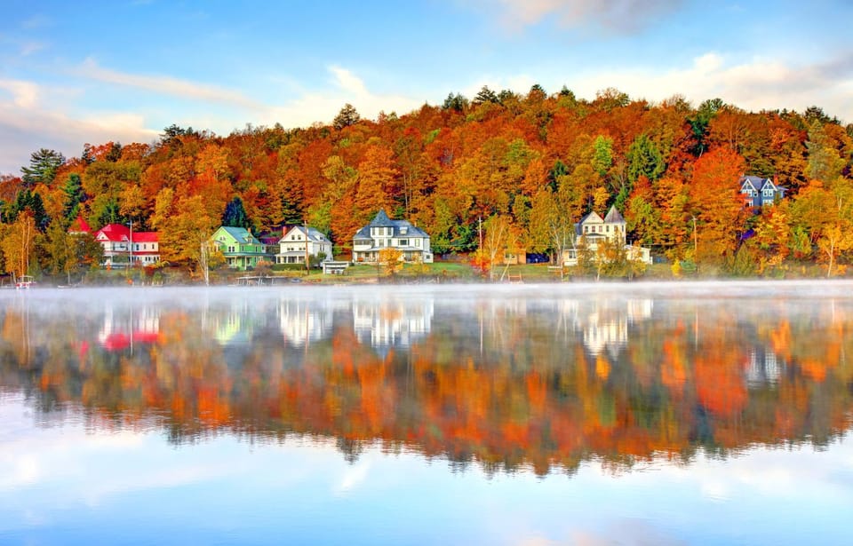 Nearby landmark, Day, Natural landscape, Autumn, Lake view, River view
