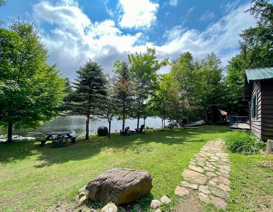 Nearby landmark, Natural landscape, Lake view