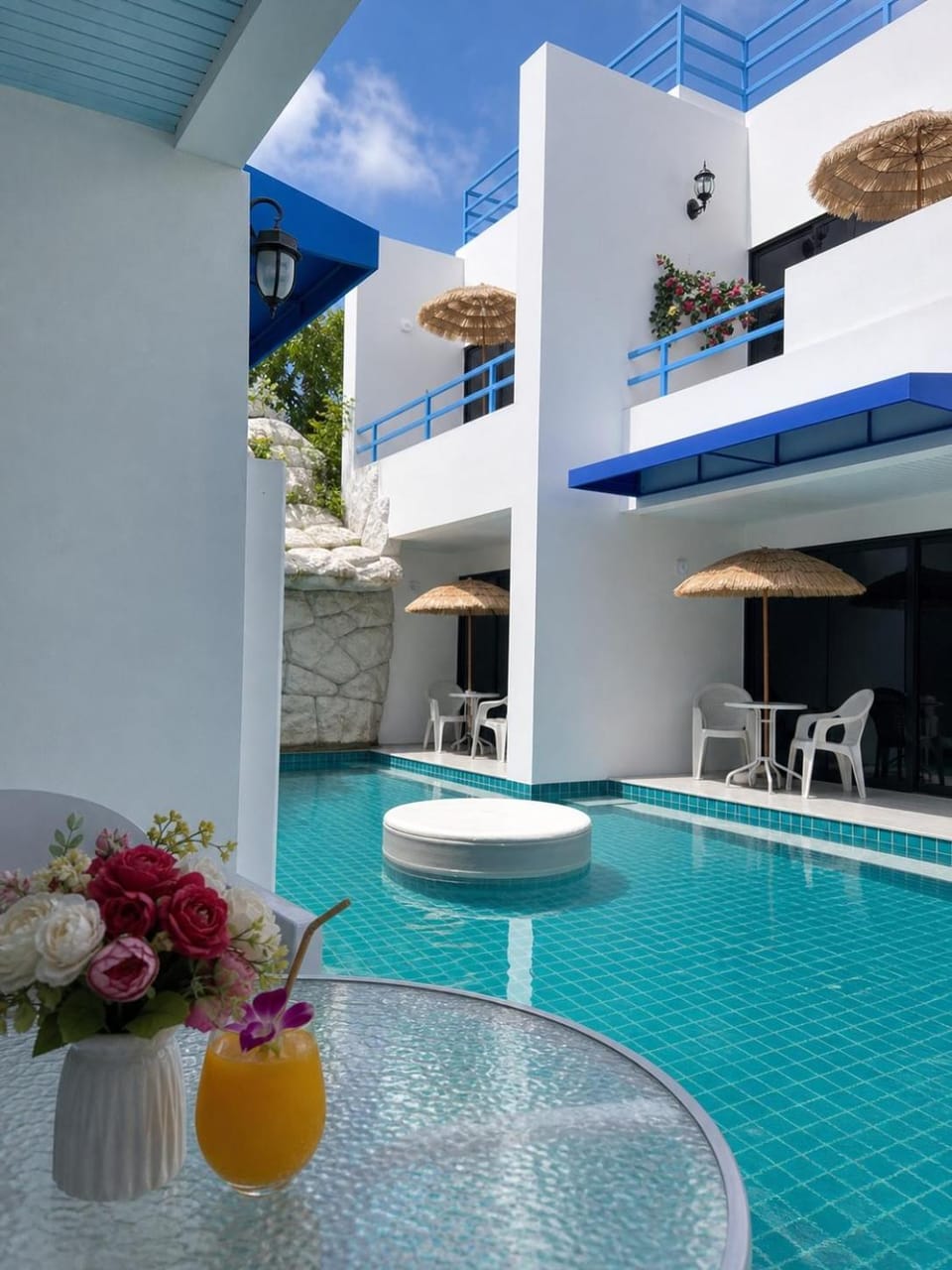 Monalisa Blue haven pool hotel Vacation rental in Pattaya City