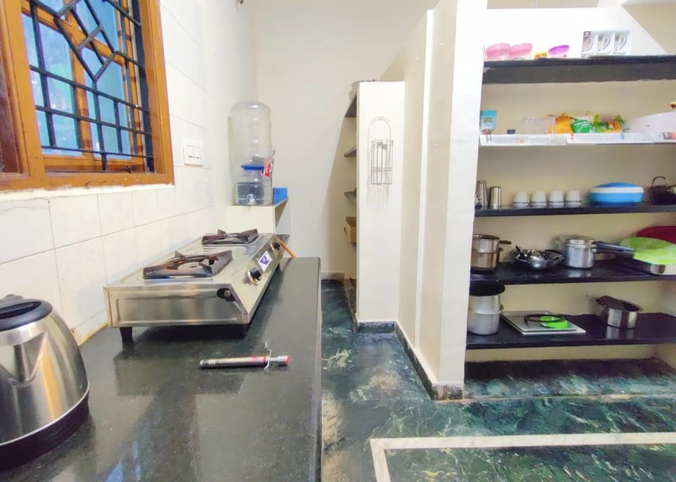 Spacious #1BHK Home Stay in Central #Mysore House in Mysuru