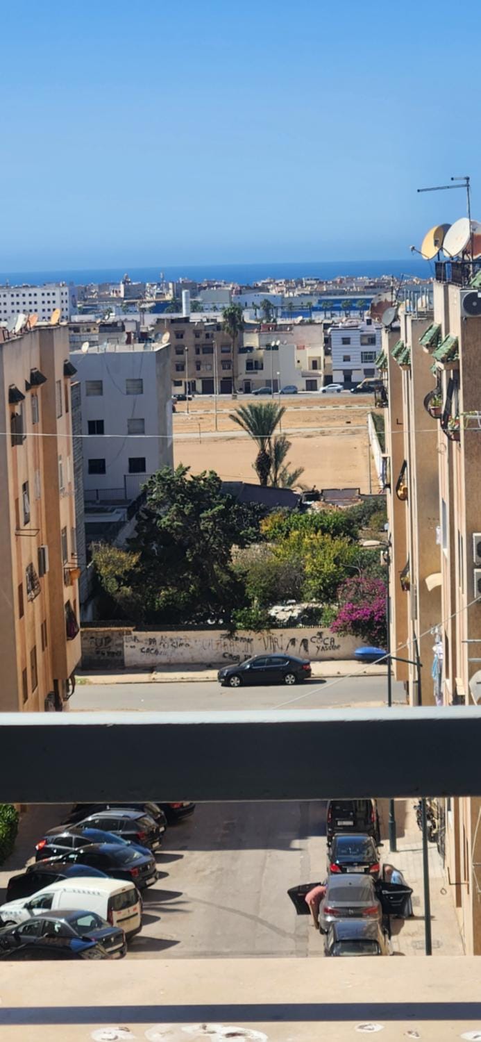 Bel et spacieux appartement de 3 chambres et salon à louer à Salé Tabriquet Apartment in Rabat-Salé-Kénitra