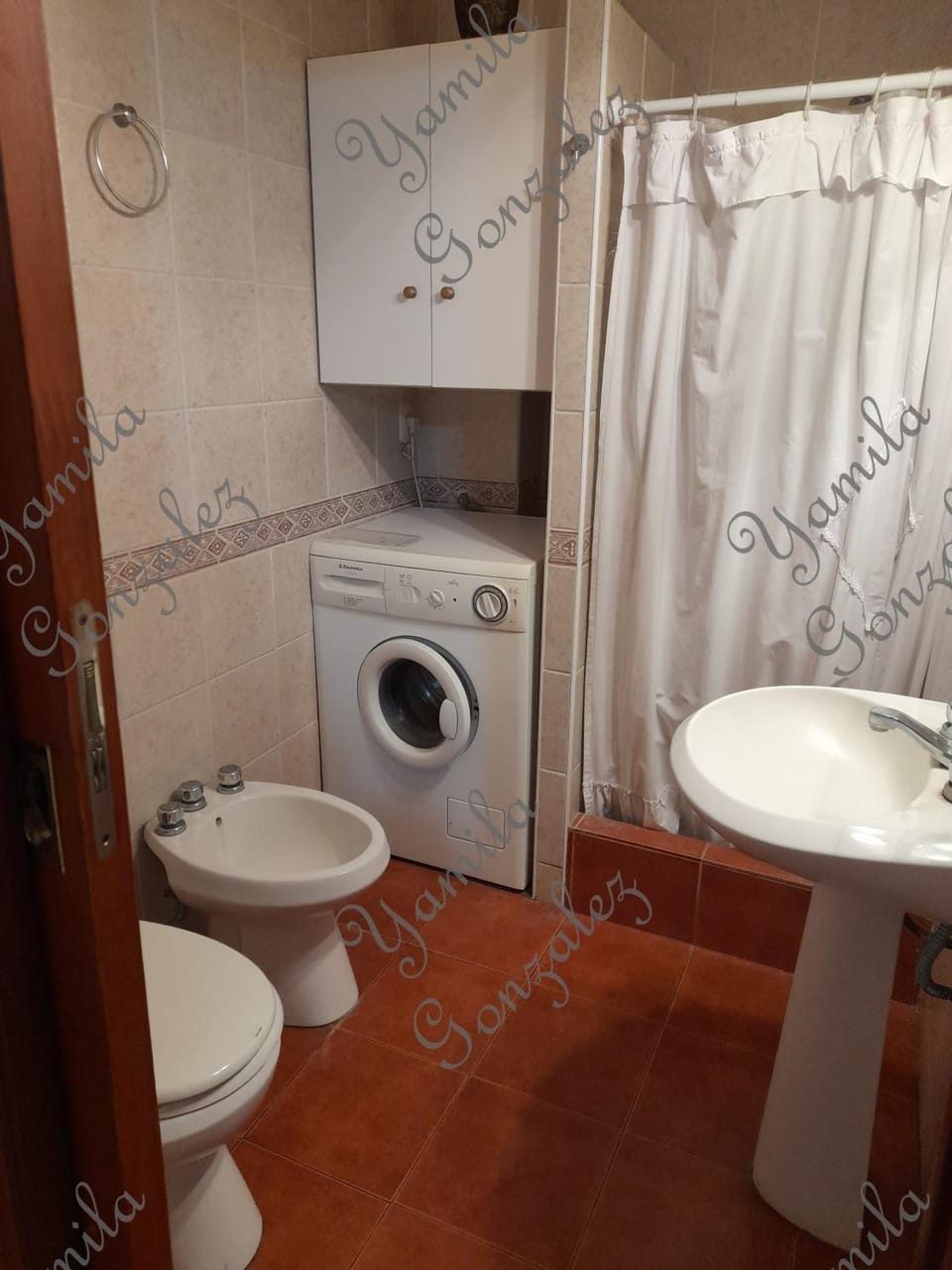 Departamento 5 Personas A 1 cuadra del mar y peatonal contactar al wht Apartment in Mar del Plata