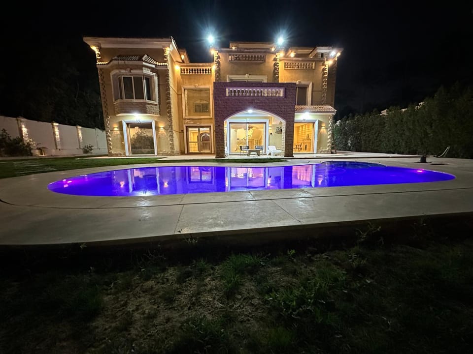 Property building, Pool view