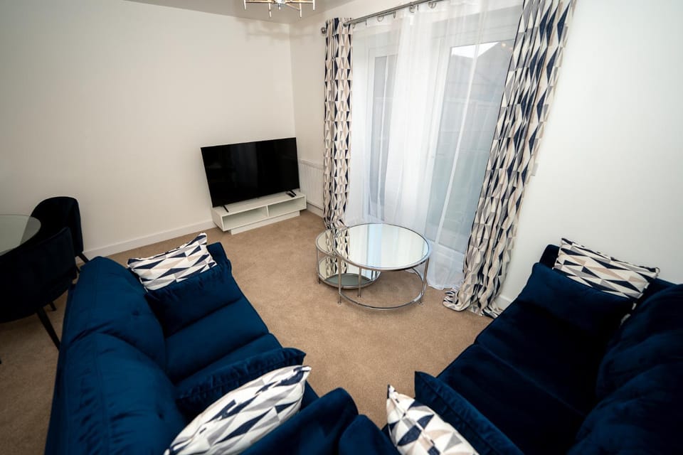 TV and multimedia, Living room, Seating area