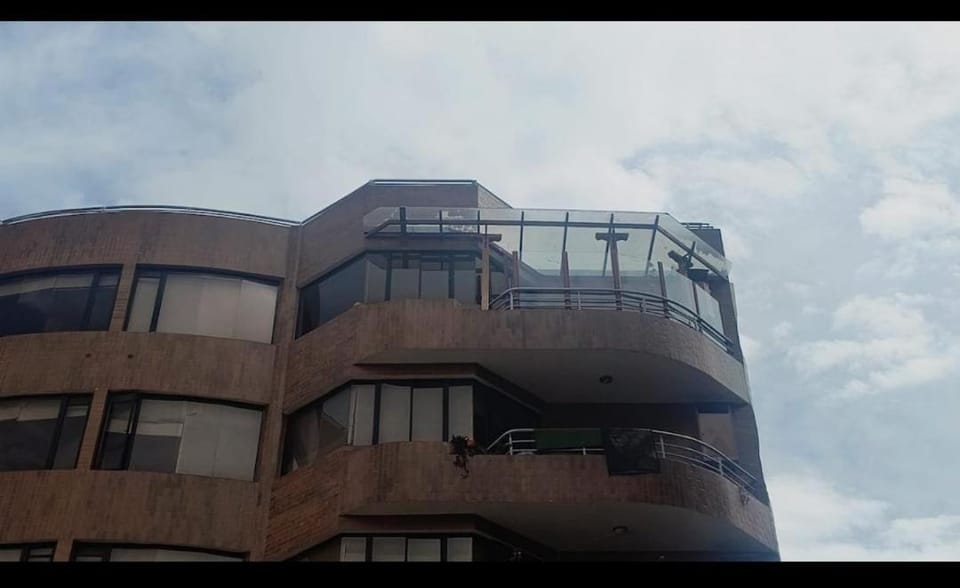 Departamento Bellavista Canal 8 Apartment in Quito