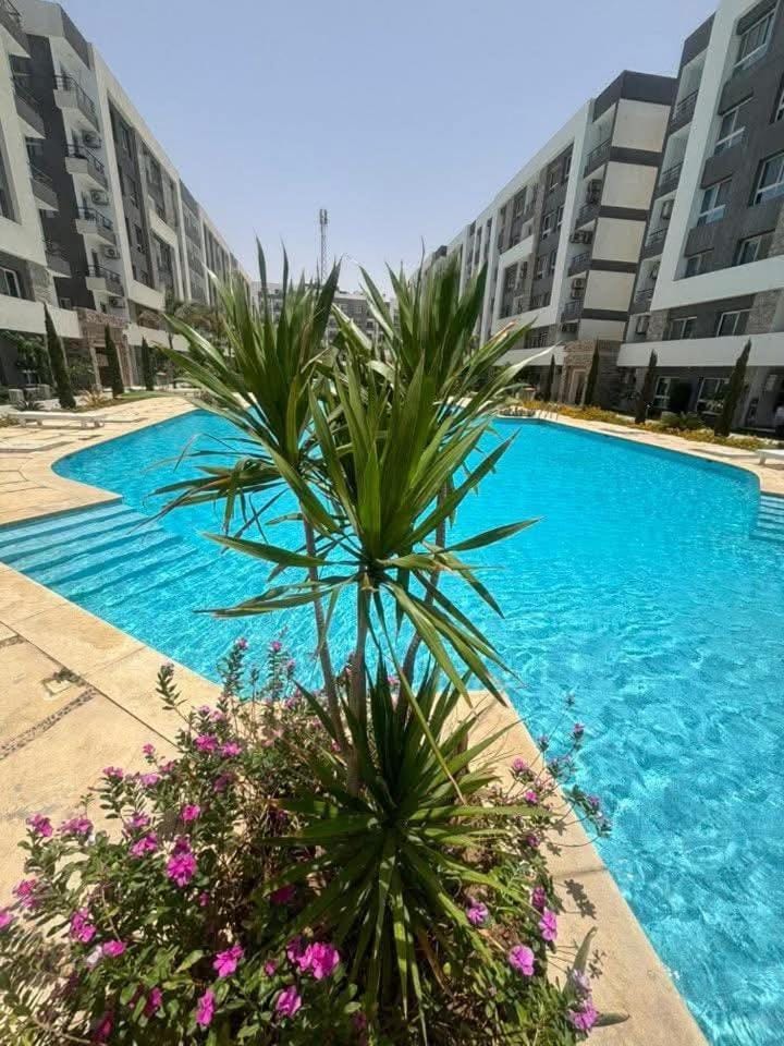 Luxury suit with private beach and aquapark Apartment in Hurghada