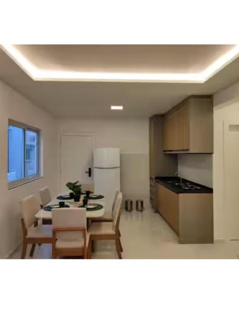 Kitchen or kitchenette, Dining area, pet friendly, stove