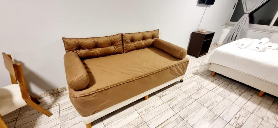 Bed, Living room