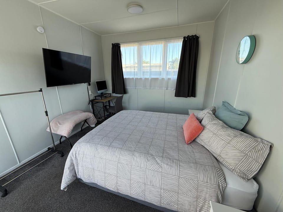 TV and multimedia, Photo of the whole room