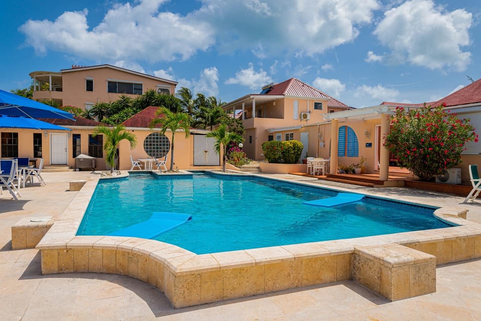 Beach Condo Villa in Antigua and Barbuda
