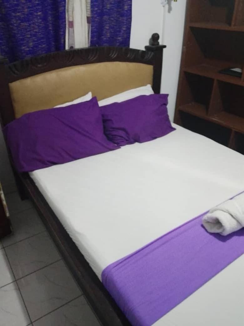 The Fair Heavens Suite One bedroom self contained Bed and Breakfast in Freetown