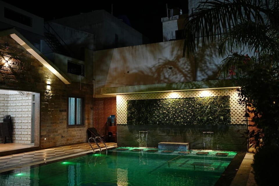 Emerald The Pool Villa House in Jaipur