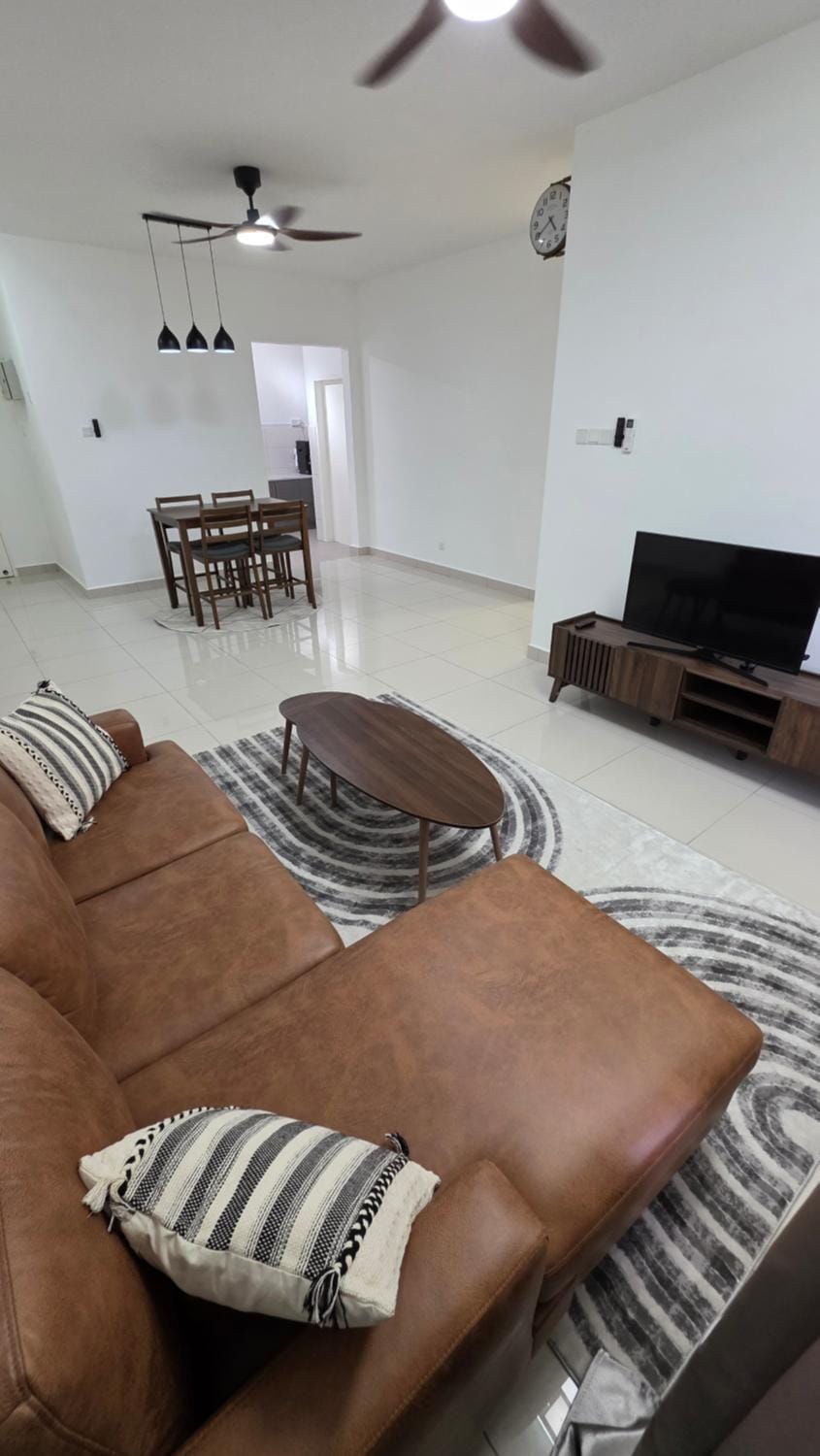 TV and multimedia, Living room, Dining area, Evening entertainment