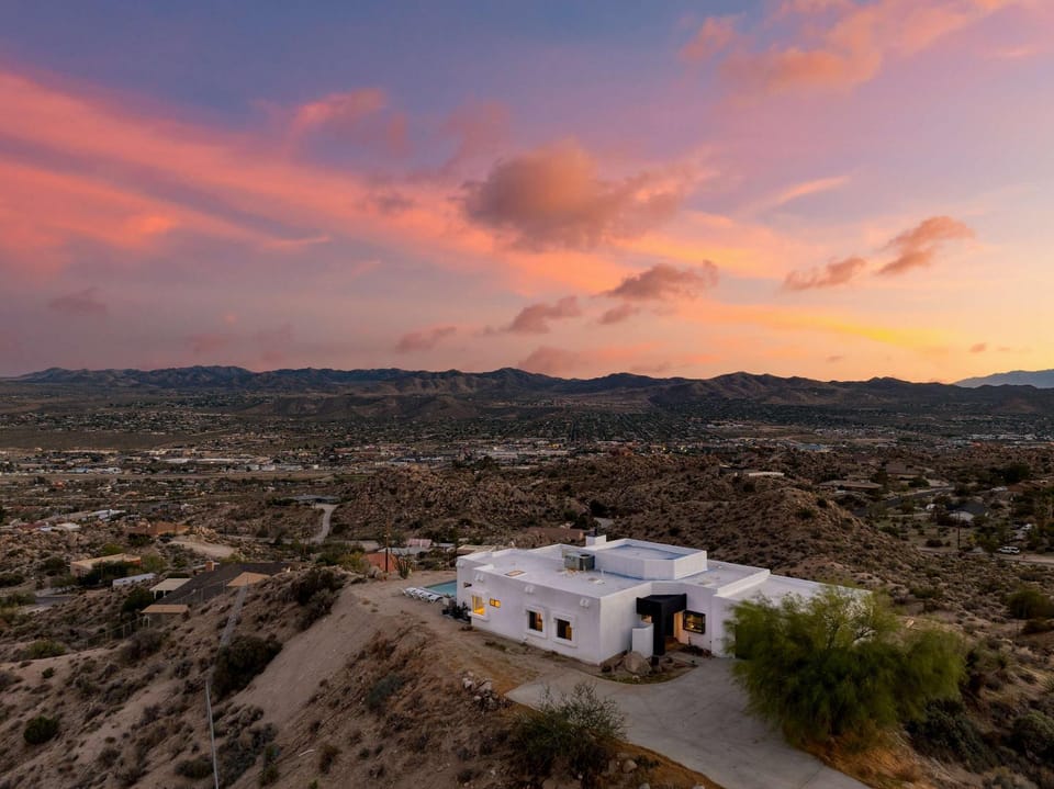 Aquarius By The Cohost Company House in Yucca Valley