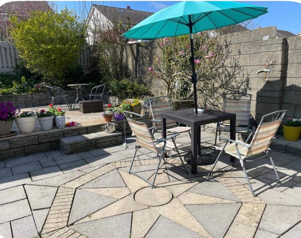 Peaceful Spacious Double Room in Warm Friendly Home Vacation rental in Ireland