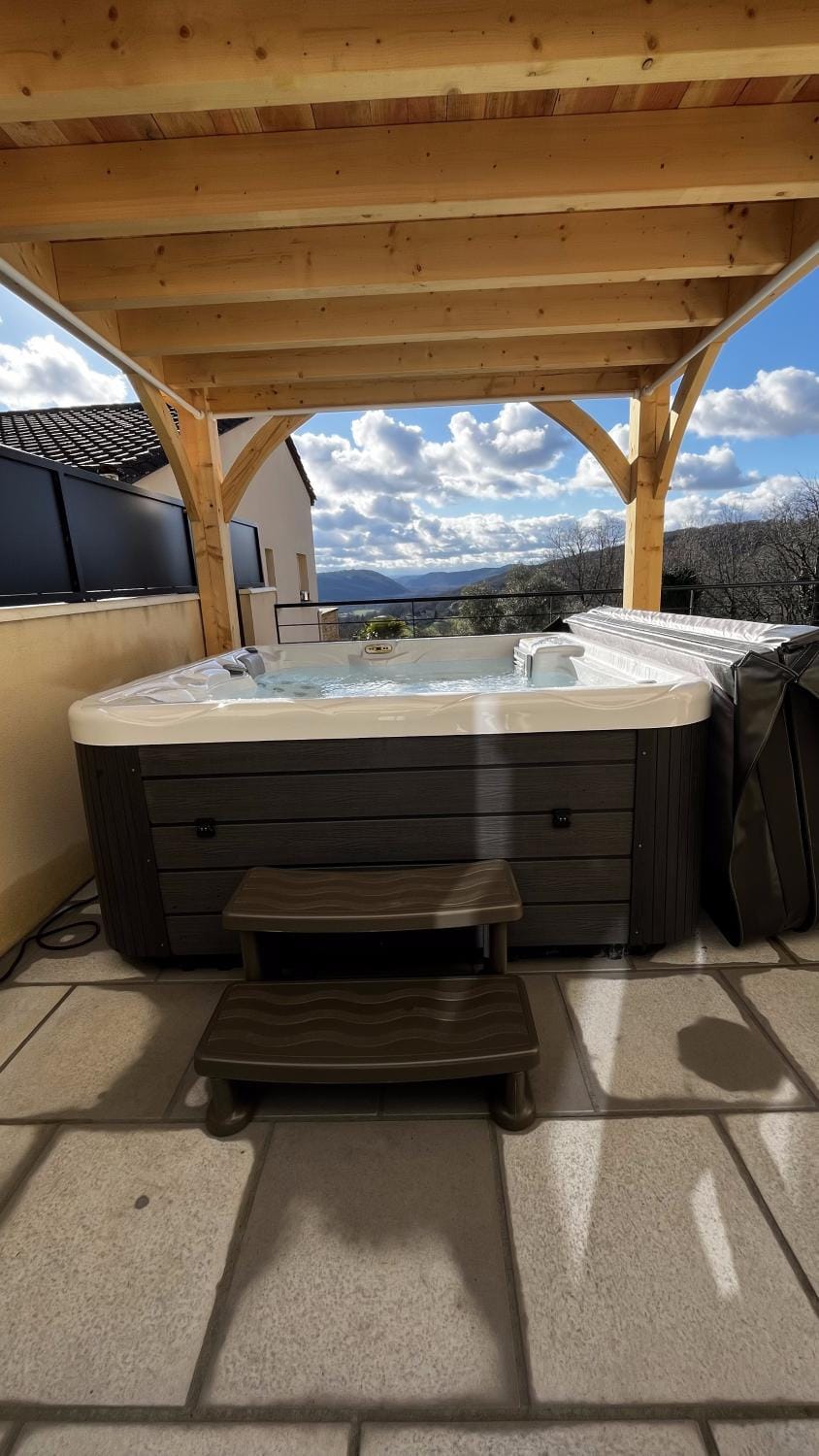 Natural landscape, Hot Tub