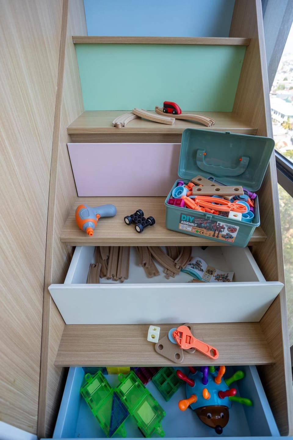 Game Room, children