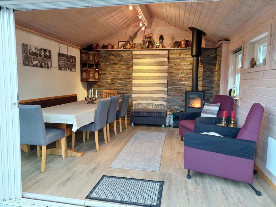 Patio, Location