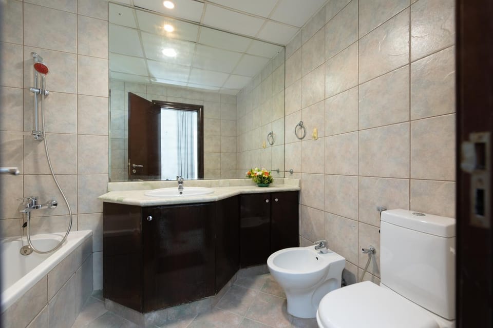 Comfort Ensuite with Balcony Vacation rental in Dubai