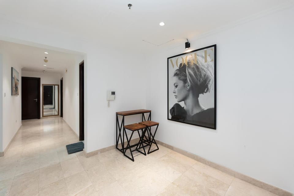 Comfort Ensuite with Balcony Vacation rental in Dubai