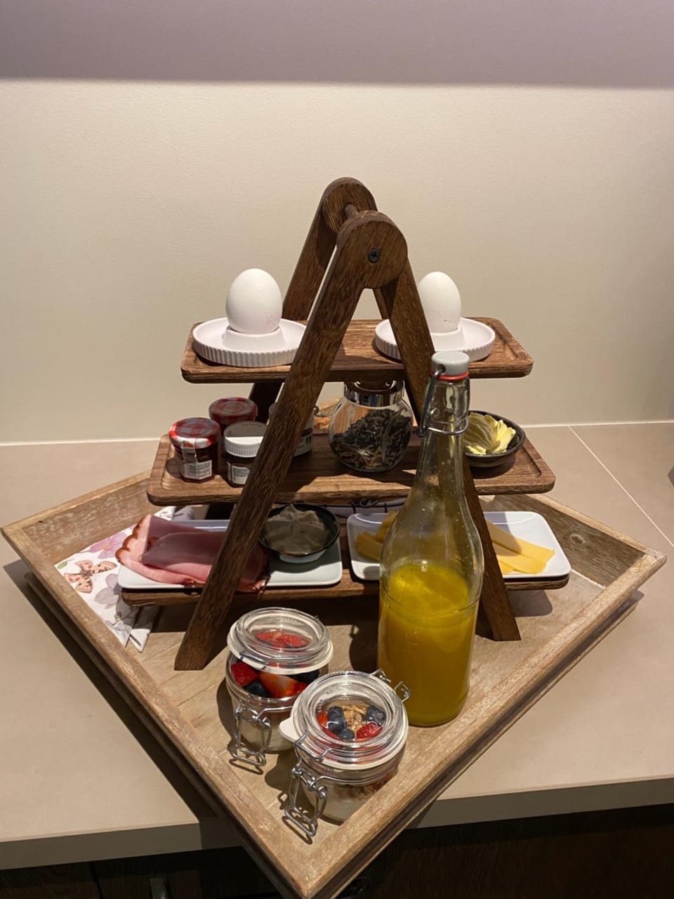 Food and drinks, Breakfast, Continental breakfast