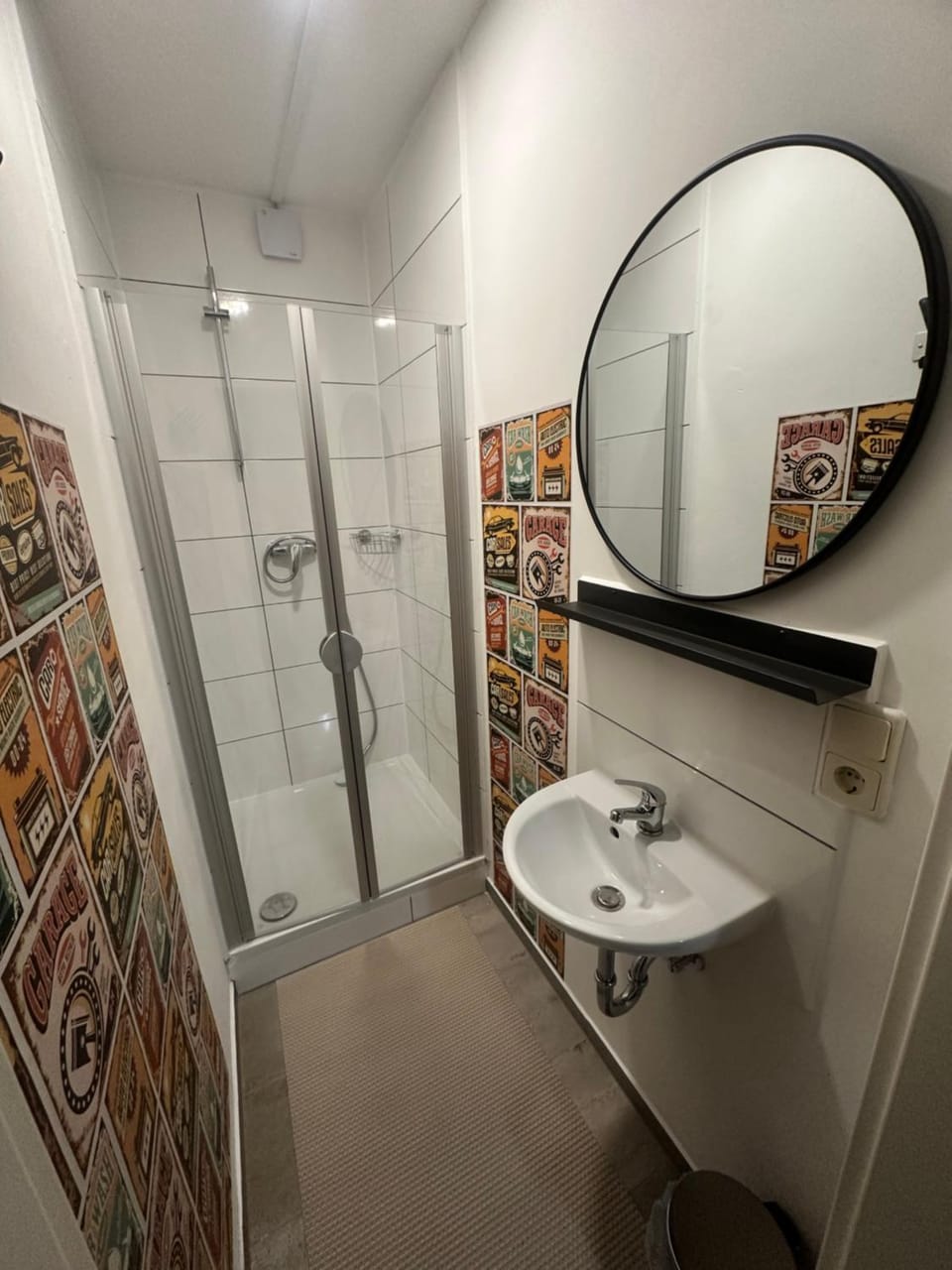 Shower, Bathroom