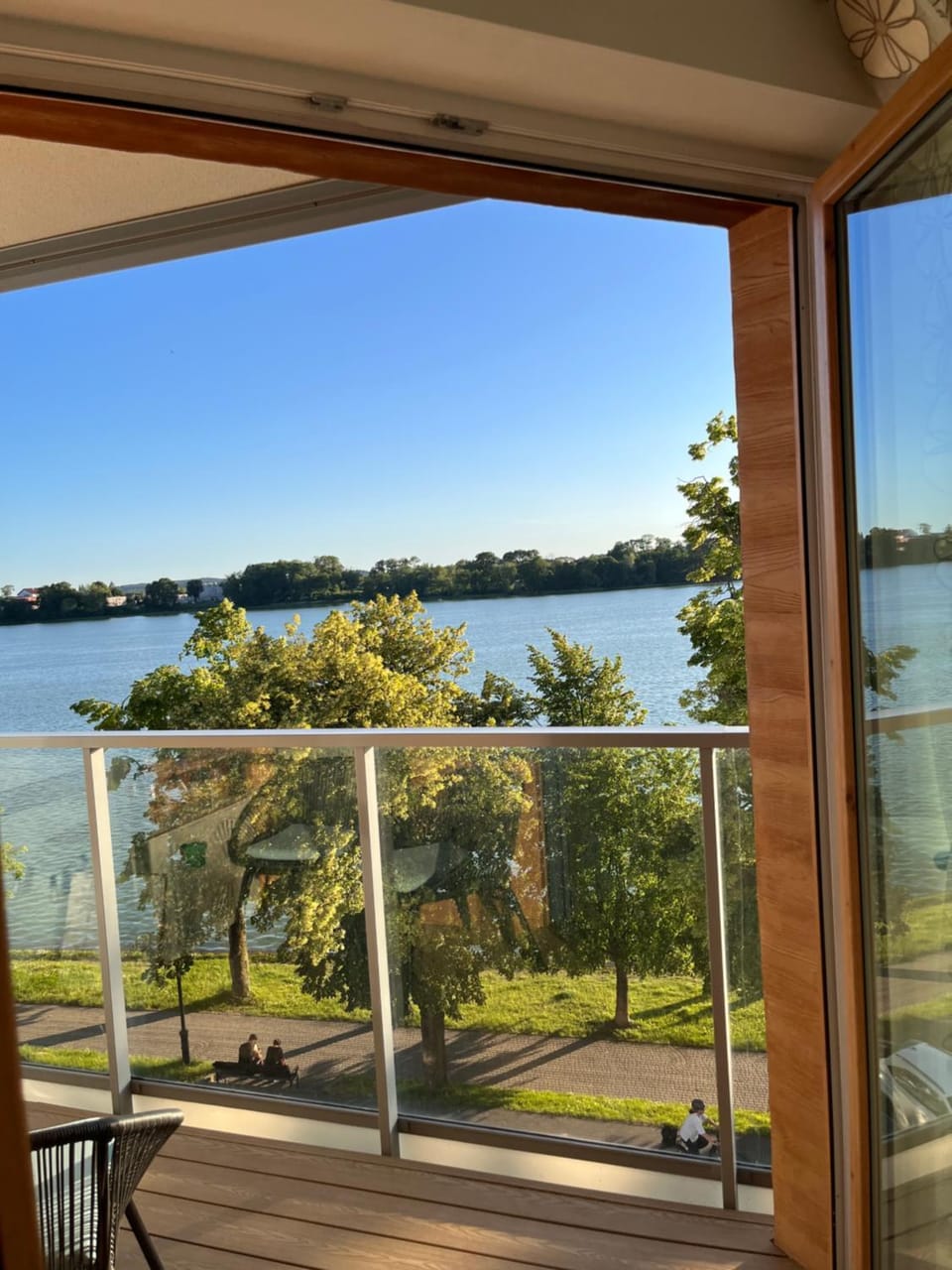 Studio z panoramicznym widokiem na Jezioro Ełckie -Promenada Apartment in Poland