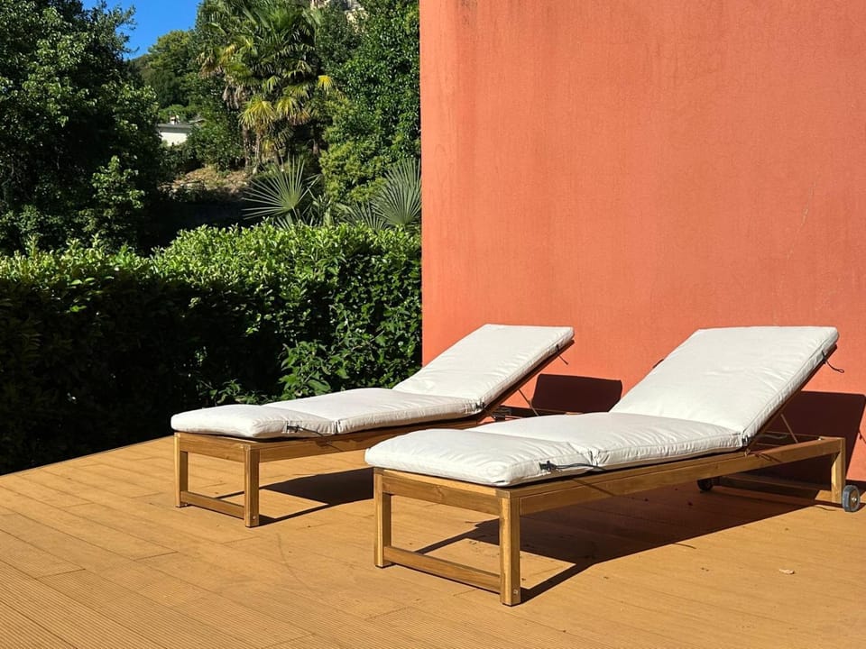 sunbed