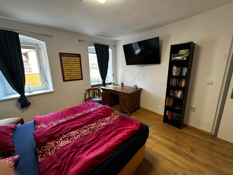 TV and multimedia, Photo of the whole room