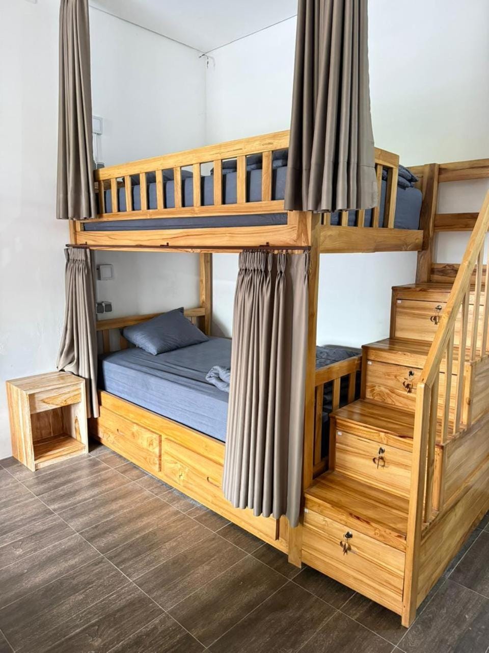 Bed, Photo of the whole room, Bedroom, bunk bed