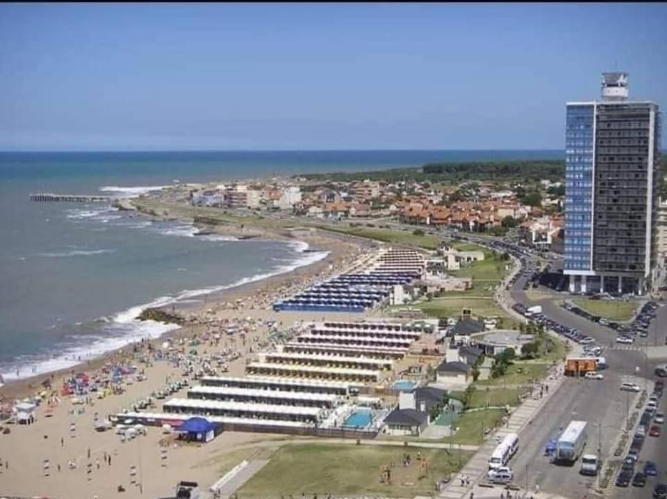 Property building, Beach, Sea view, Location