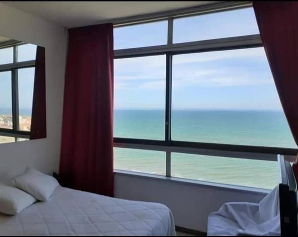 Bed, Bedroom, Sea view