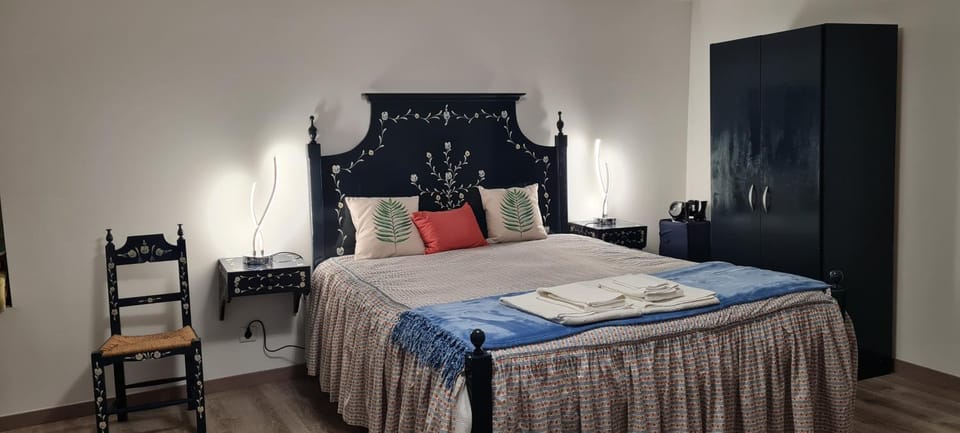 Bed, Photo of the whole room, Bedroom, towels, wardrobe