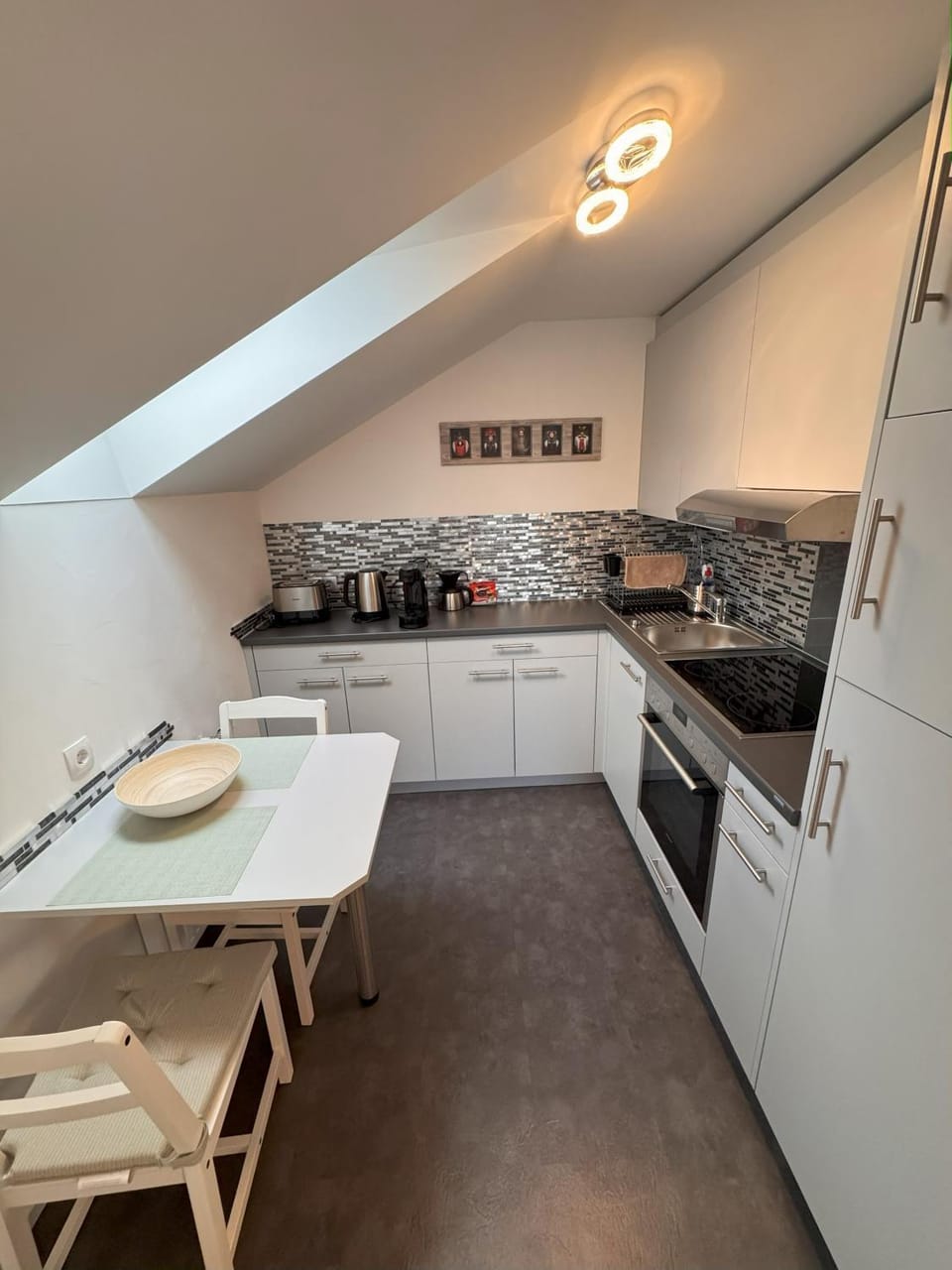 Kitchen or kitchenette, Dining area, oven, stove, toaster