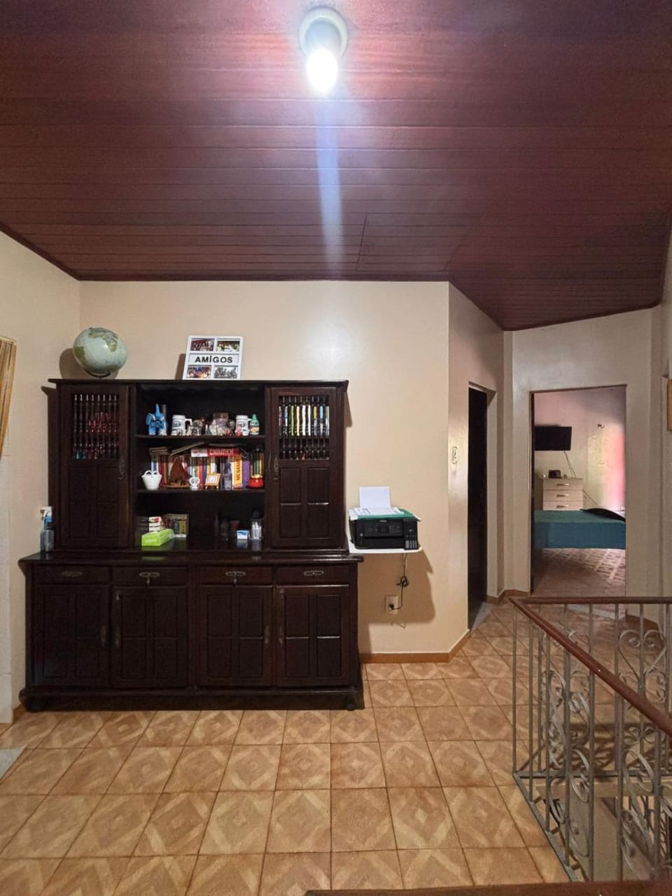 Library, Living room