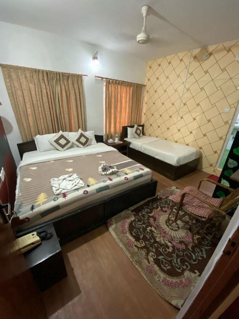 Bed, Photo of the whole room, Bedroom