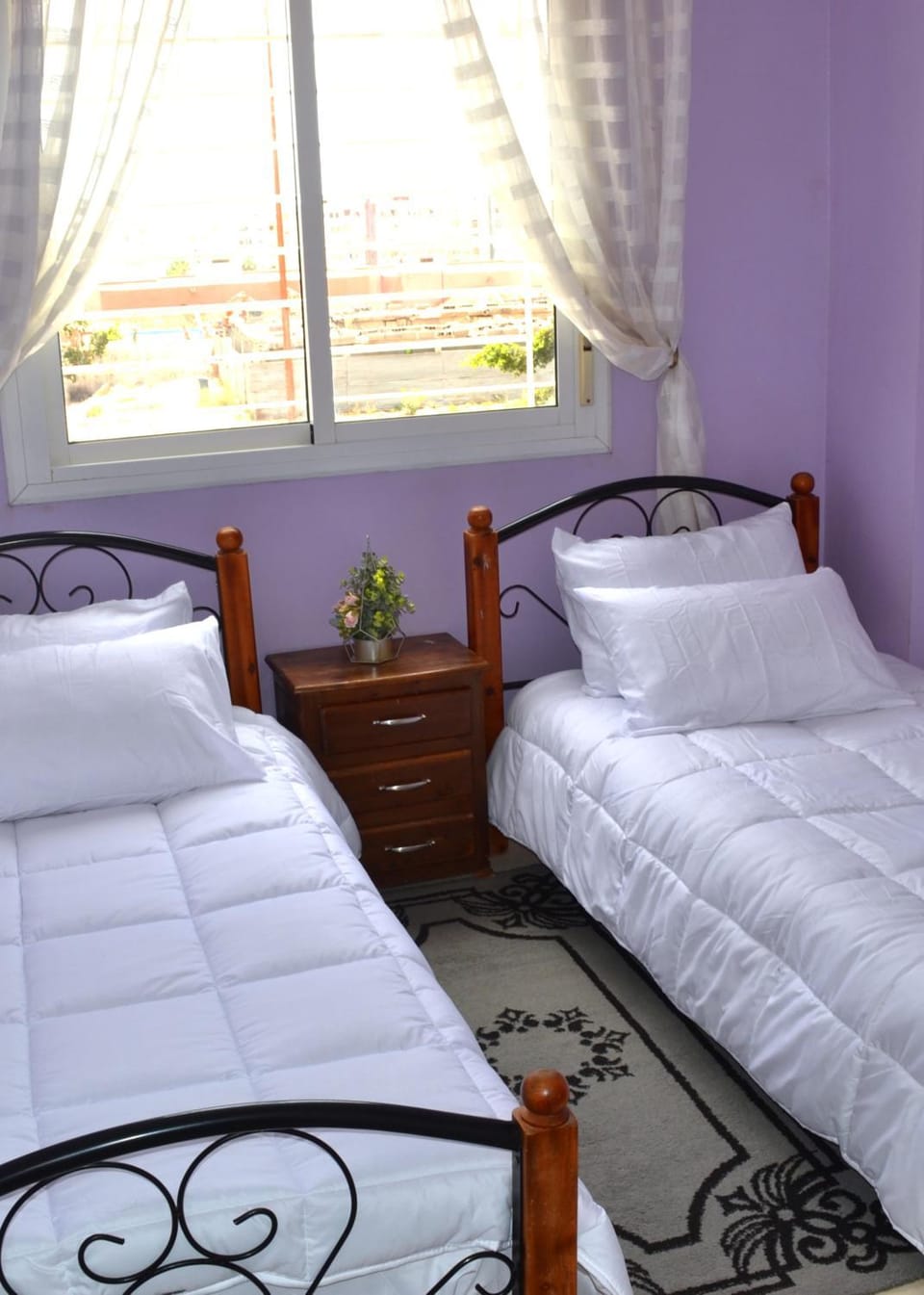 Bed, View (from property/room), Photo of the whole room, Bedroom, Street view