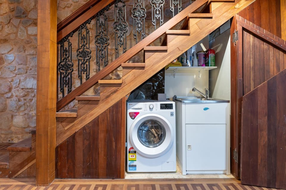Adelaide Heritage Home with Vintage Charm House in Adelaide