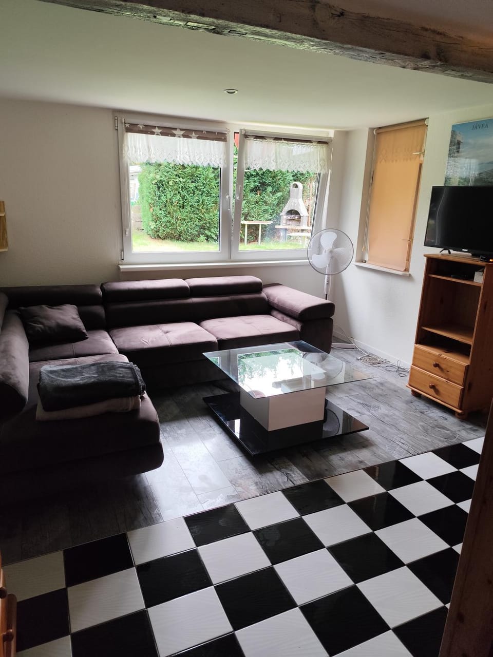 Communal lounge/ TV room